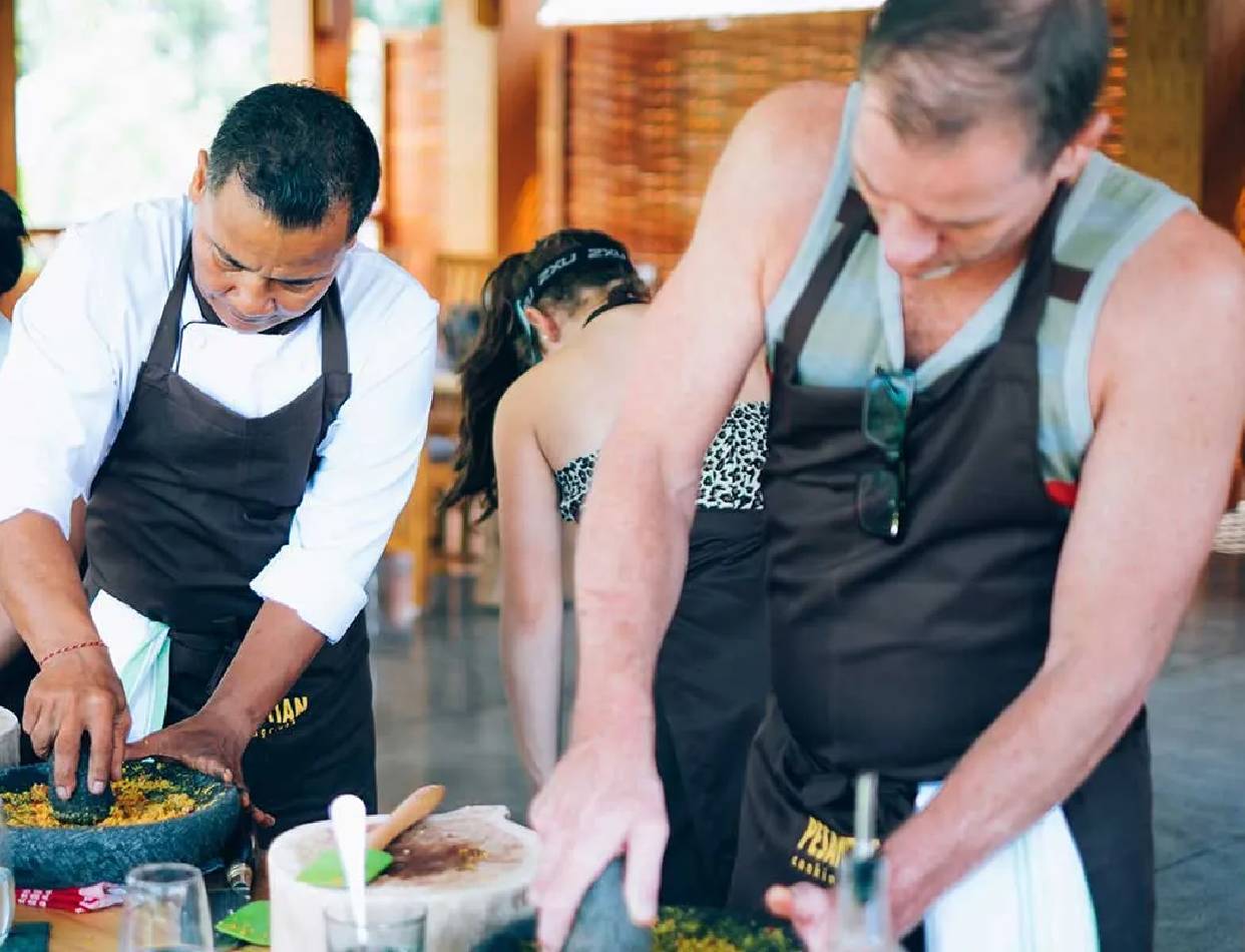 A Taste of Bali: From Kitchen Secrets to Street Flavors Experience