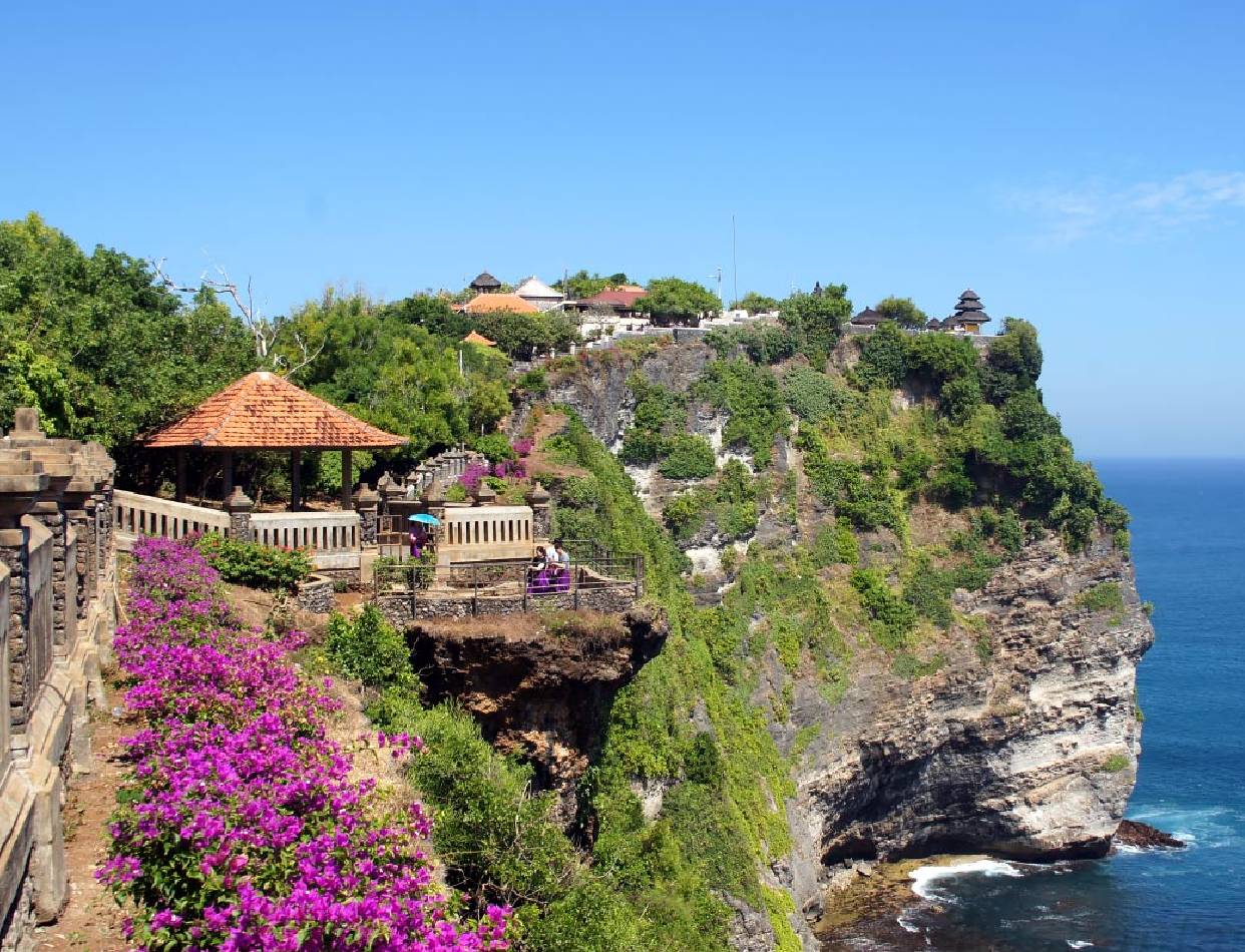 South Bali: White beaches, Culture performance & Sunset Magic