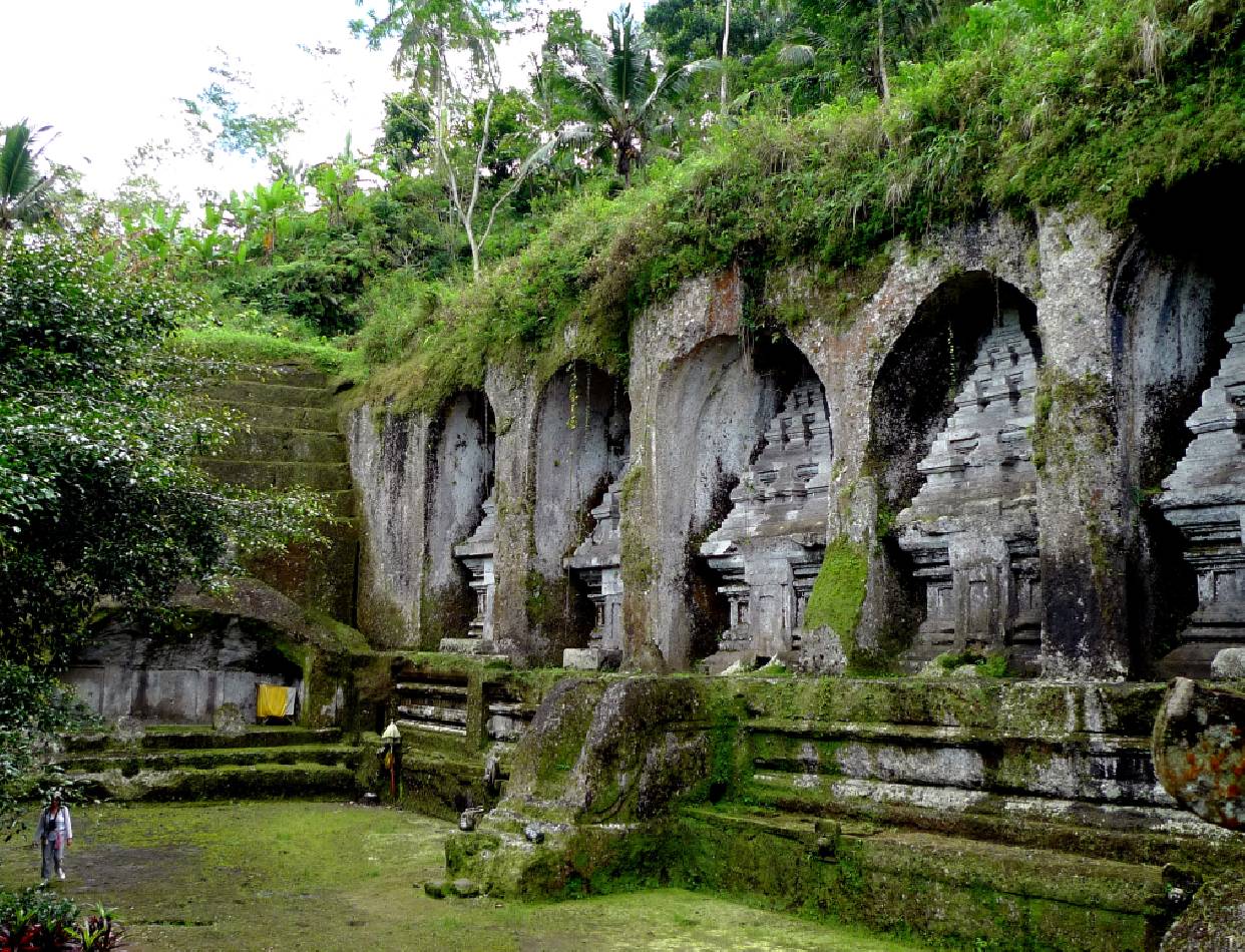 Timeless Bali: Sacred Temples & Living Traditions of Ubud
