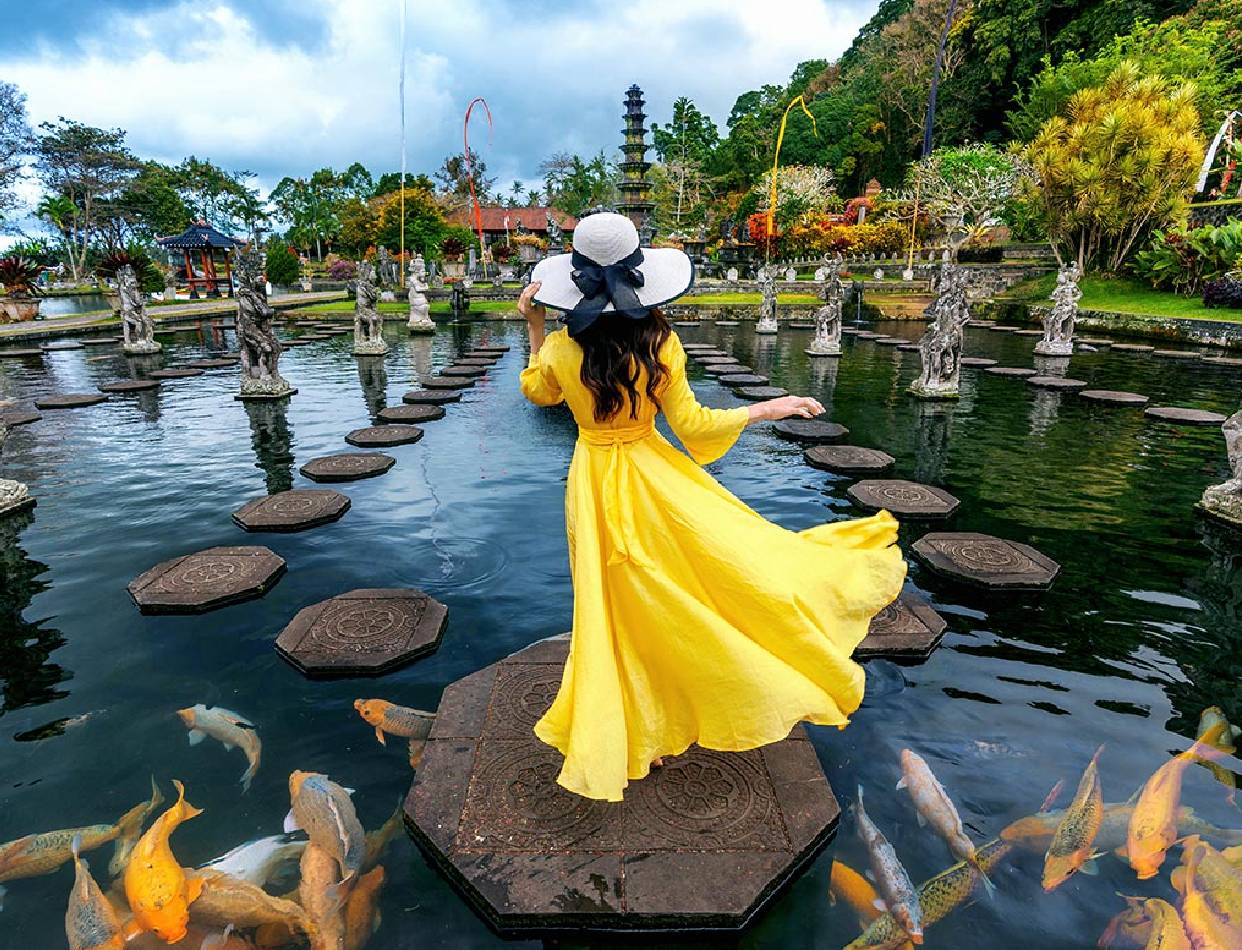 East Bali: Where Heaven Meets Water (Temples & Royal Gardens)