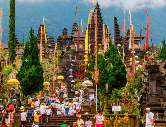 Timeless Bali: Sacred Temples & Living Traditions of Ubud