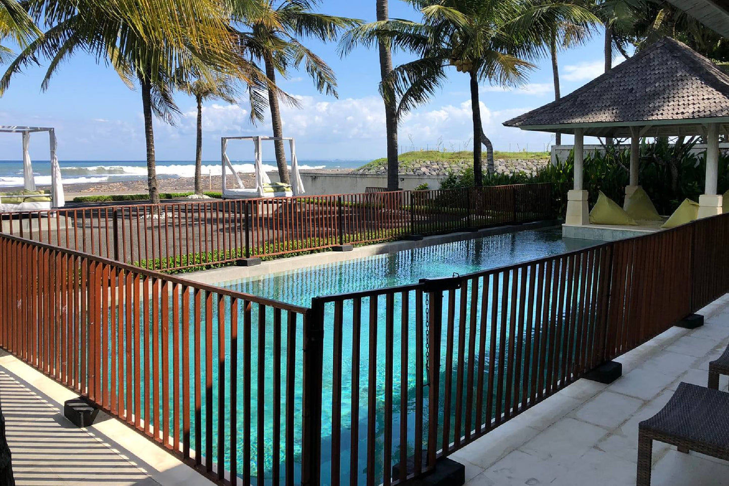 Wooden Pool Fence (30-meter)